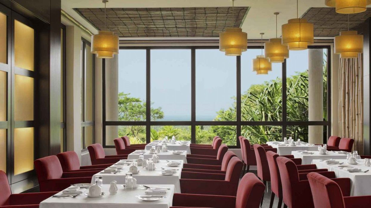 Ibom Hotel & Golf Resort Уйо Екстер'єр фото